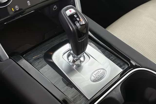 Land Rover Discovery Sport (2023) thumbnail 31