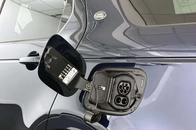 Land Rover Discovery Sport (2023) thumbnail 34