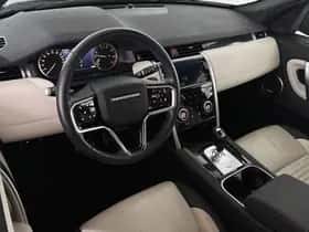 Land Rover Discovery Sport (2023) thumbnail 5
