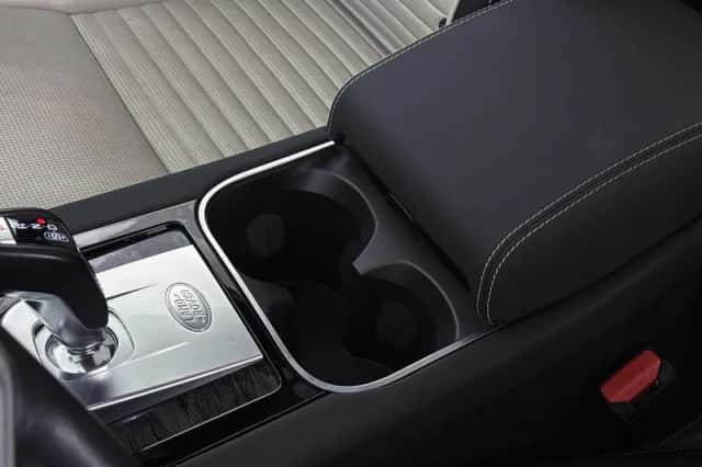 Land Rover Discovery Sport (2023) thumbnail 42