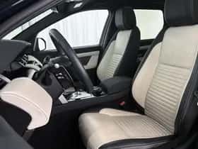 Land Rover Discovery Sport (2023) thumbnail 6