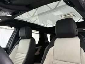 Land Rover Discovery Sport (2023) thumbnail 8