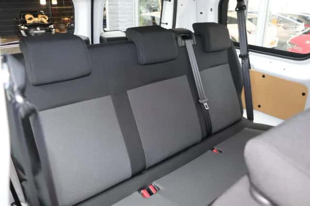 Opel Vivaro-e (2025) thumbnail 10