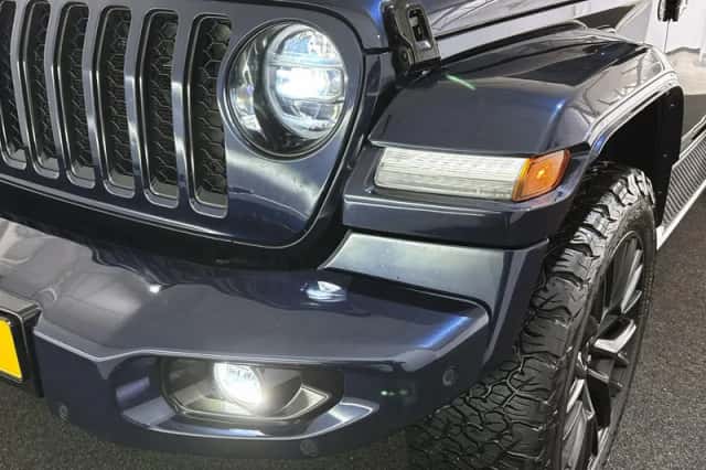 Jeep Wrangler (2022) thumbnail 22