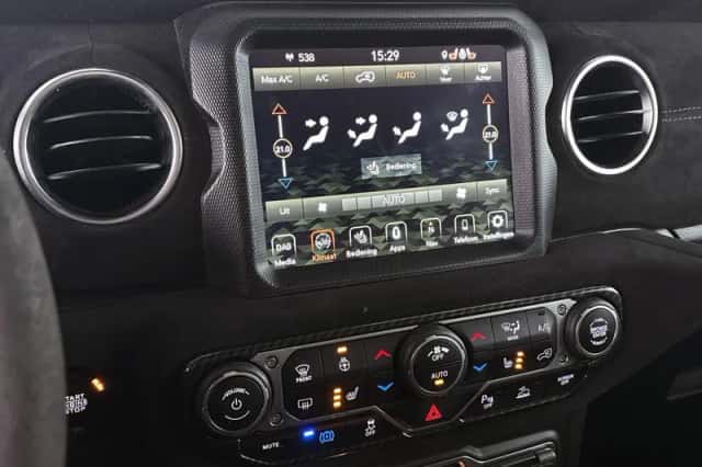 Jeep Wrangler (2022) thumbnail 27