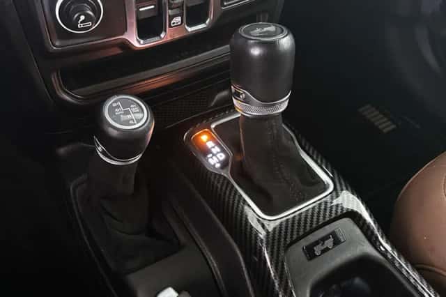 Jeep Wrangler (2022) thumbnail 31
