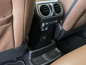 Jeep Wrangler (2022) thumbnail 38