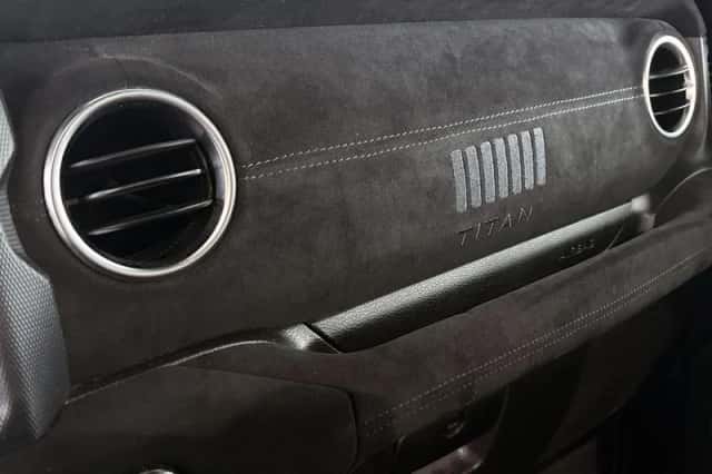 Jeep Wrangler (2022) thumbnail 45