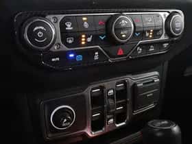 Jeep Wrangler (2022) thumbnail 47