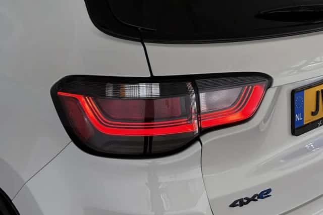 Jeep Compass (2023) thumbnail 20