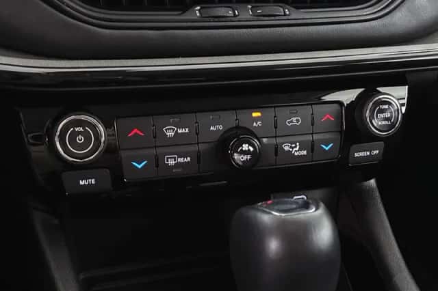 Jeep Compass (2023) thumbnail 23