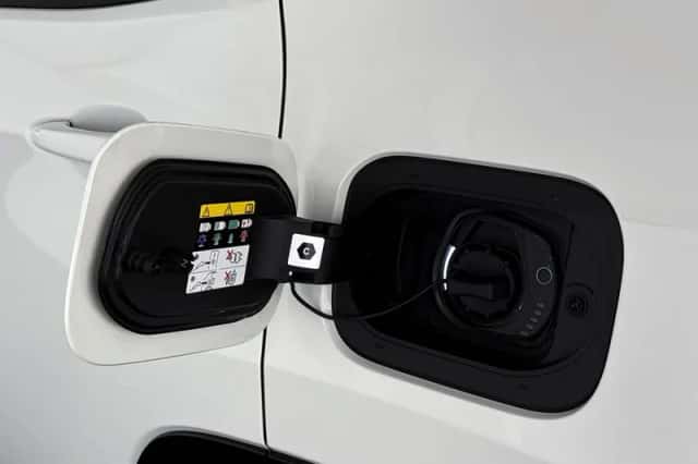 Jeep Compass (2023) thumbnail 27