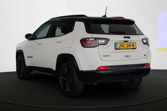 Jeep Compass (2023) thumbnail 4