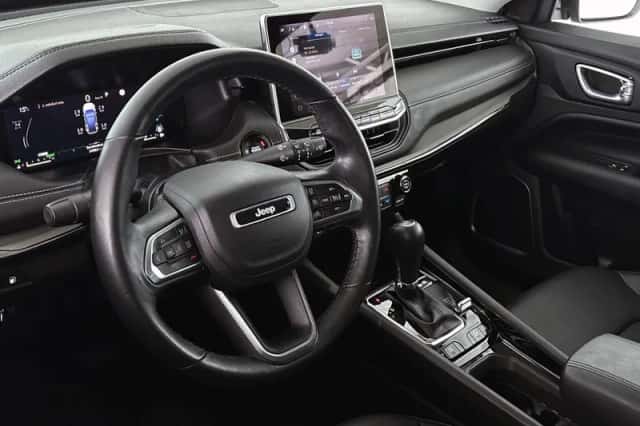 Jeep Compass (2023) thumbnail 5