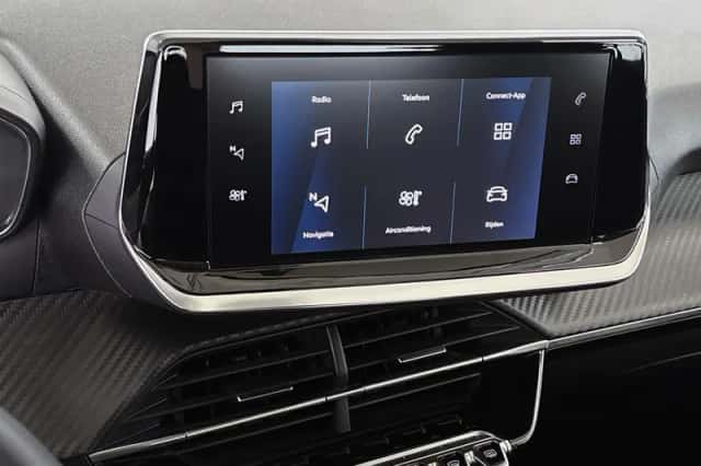 Peugeot 208 (2023) thumbnail 12