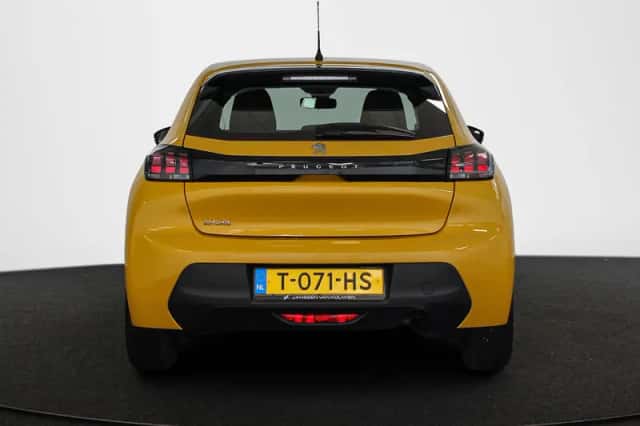 Peugeot 208 (2023) thumbnail 14