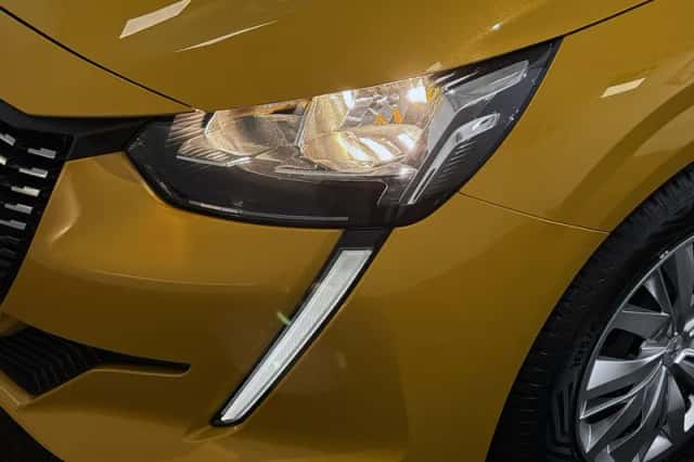 Peugeot 208 (2023) thumbnail 16