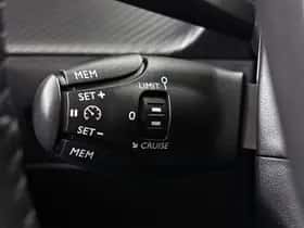 Peugeot 208 (2023) thumbnail 23