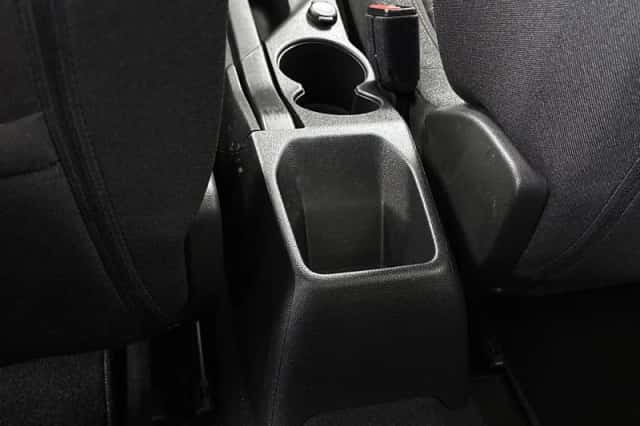 Peugeot 208 (2023) thumbnail 7
