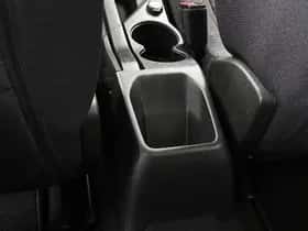 Peugeot 208 (2023) thumbnail 7