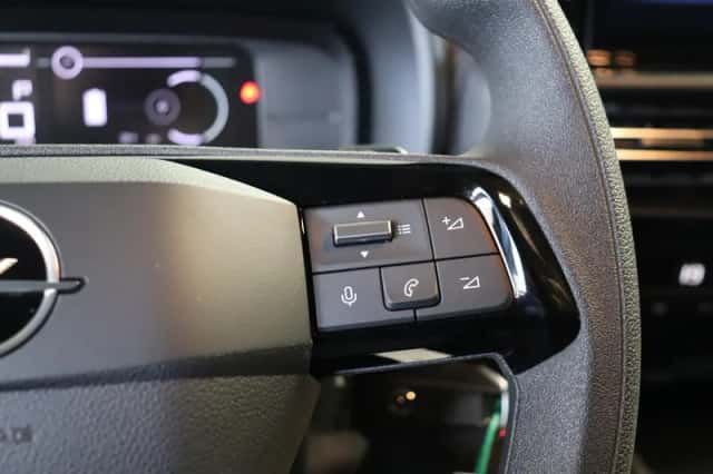 Opel Combo-e (2025) thumbnail 11