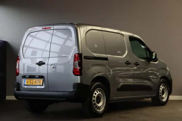 Opel Combo-e (2025) thumbnail 3