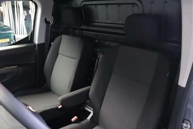 Opel Combo-e (2025) thumbnail 7