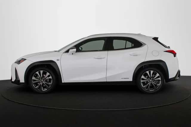 Lexus UX (2019) thumbnail 35