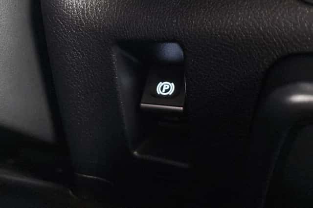Lexus UX (2019) thumbnail 49