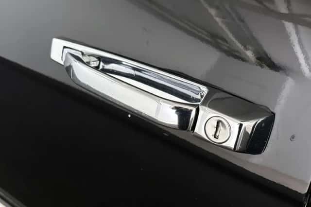 Mercedes-Benz SL-Klasse (1972) thumbnail 18