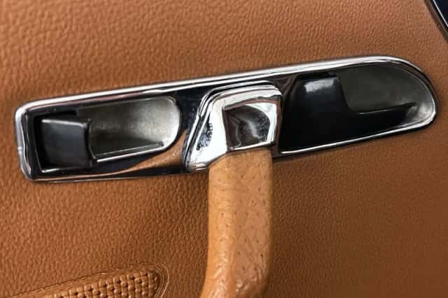Mercedes-Benz SL-Klasse (1972) thumbnail 36