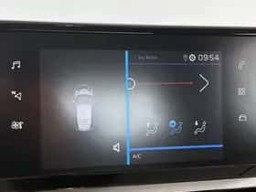Peugeot 208 (2023) thumbnail 15