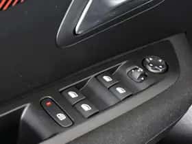 Peugeot 208 (2023) thumbnail 23