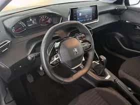 Peugeot 208 (2023) thumbnail 5