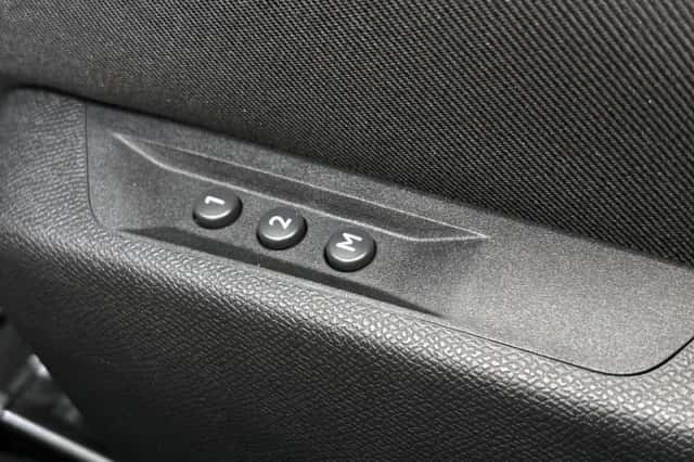 Opel Astra (2023) thumbnail 20