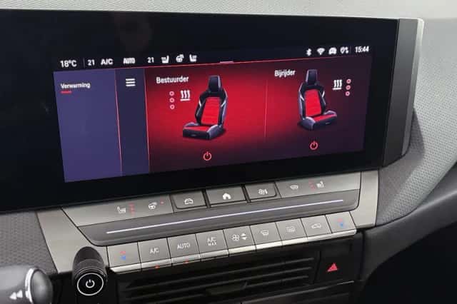 Opel Astra (2023) thumbnail 25