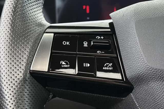 Opel Astra (2023) thumbnail 33