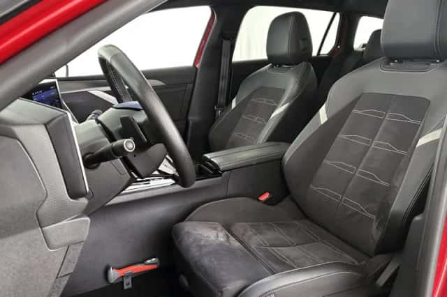 Opel Astra (2023) thumbnail 6
