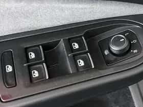 Volkswagen Golf (2023) thumbnail 28