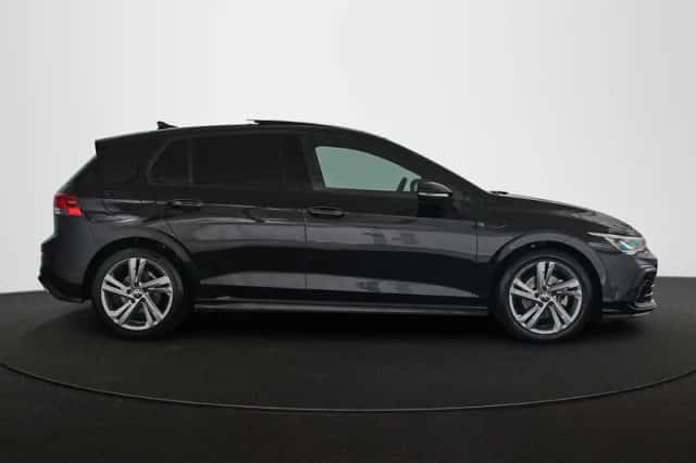 Volkswagen Golf (2023) thumbnail 30