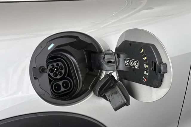 MINI Electric (2024) thumbnail 11