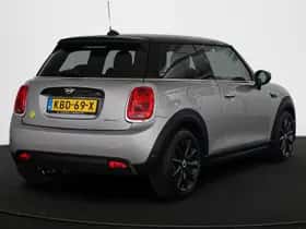 MINI Electric (2024) thumbnail 3