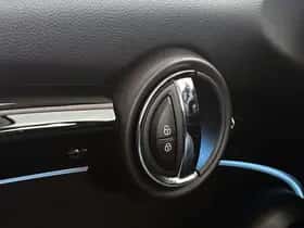 MINI Electric (2024) thumbnail 37