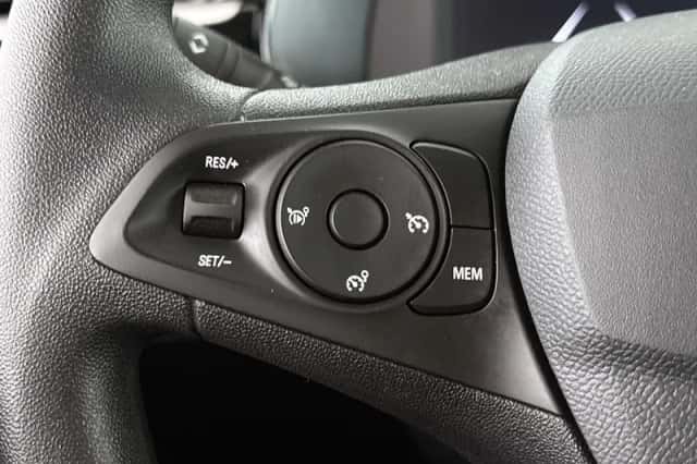 Opel Corsa-e (2024) thumbnail 25