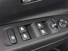 Opel Corsa-e (2024) thumbnail 27
