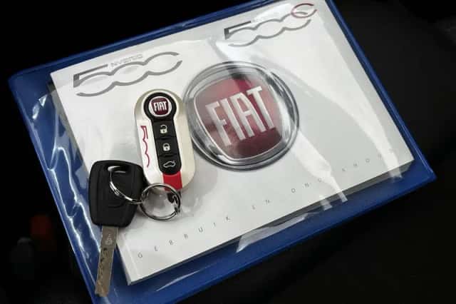 Fiat 500C (2022) thumbnail 11