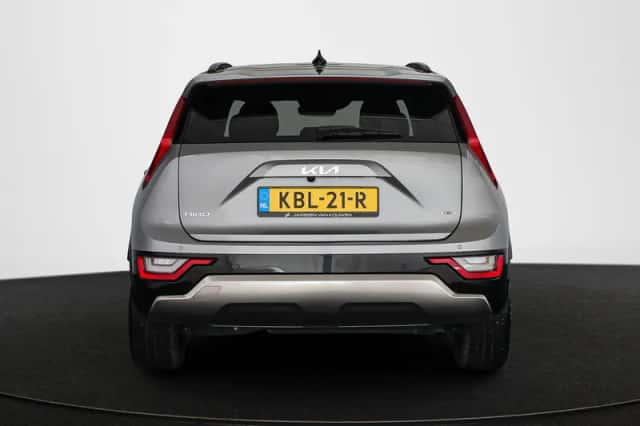 Kia Niro (2023) thumbnail 16