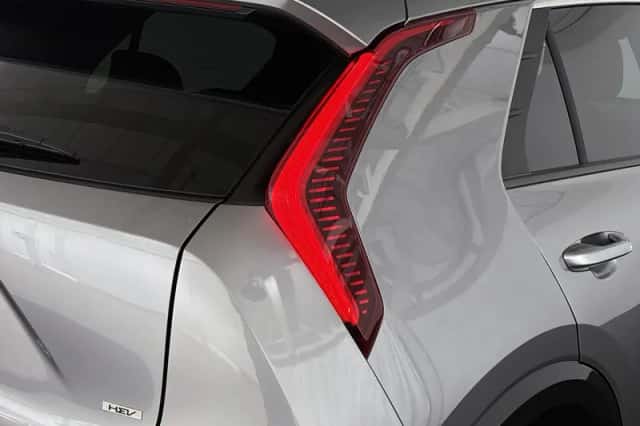 Kia Niro (2023) thumbnail 24