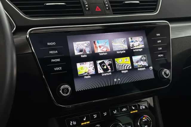Škoda Superb (2022) thumbnail 15