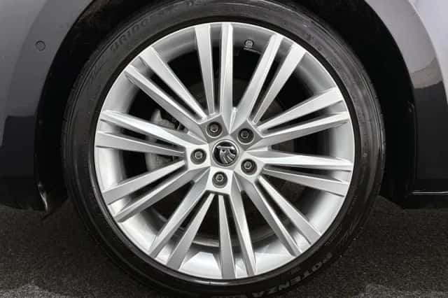 Škoda Superb (2022) thumbnail 26